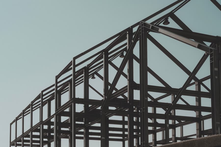 Estructura metálica en obra